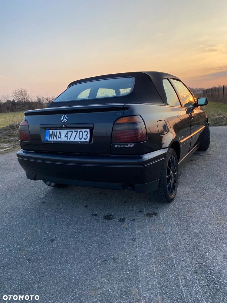 Volkswagen Golf - 5