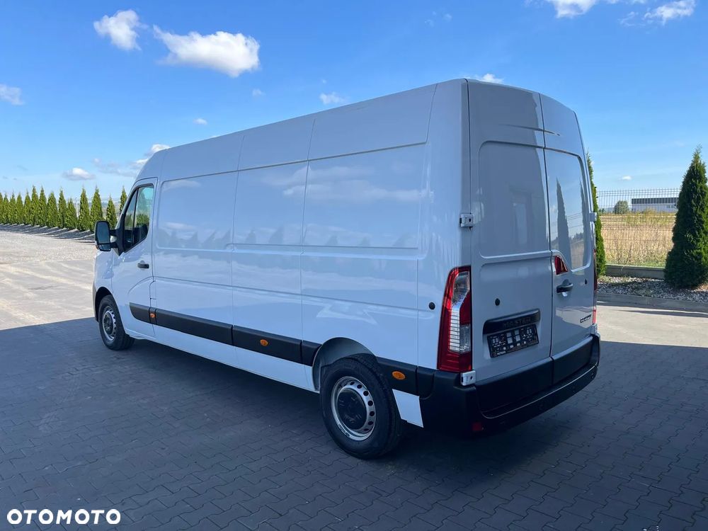 Renault Master 2.3 / DOSTAWCZY / 2023 / 15 TYS PRZEB. - 5
