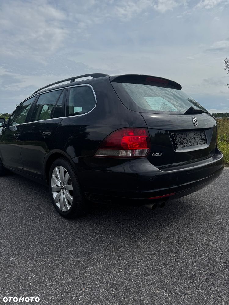 Volkswagen Golf - 11
