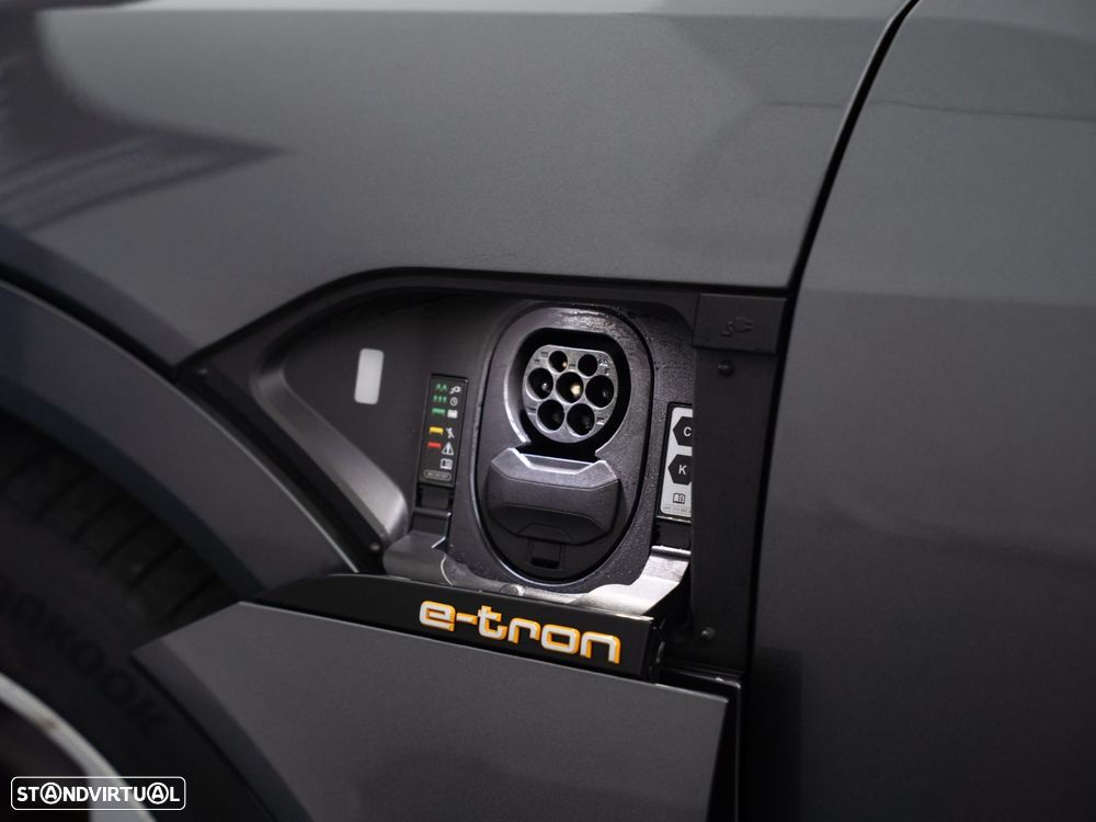 Audi e-tron Sportback 55 quattro S line - 13
