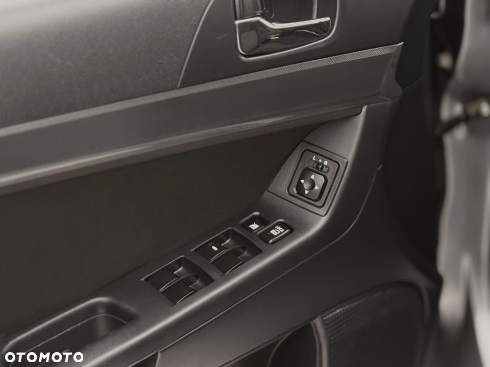 Mitsubishi Lancer - 19