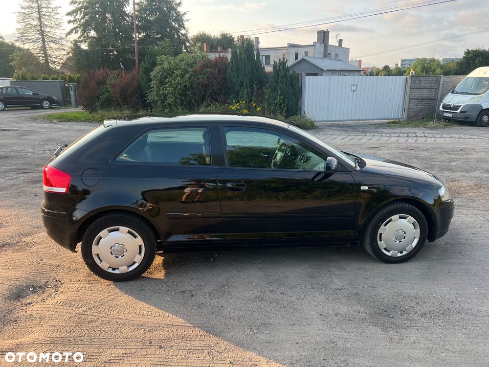 Audi A3 3-drzwiowe 1.6 Ambiente - 5
