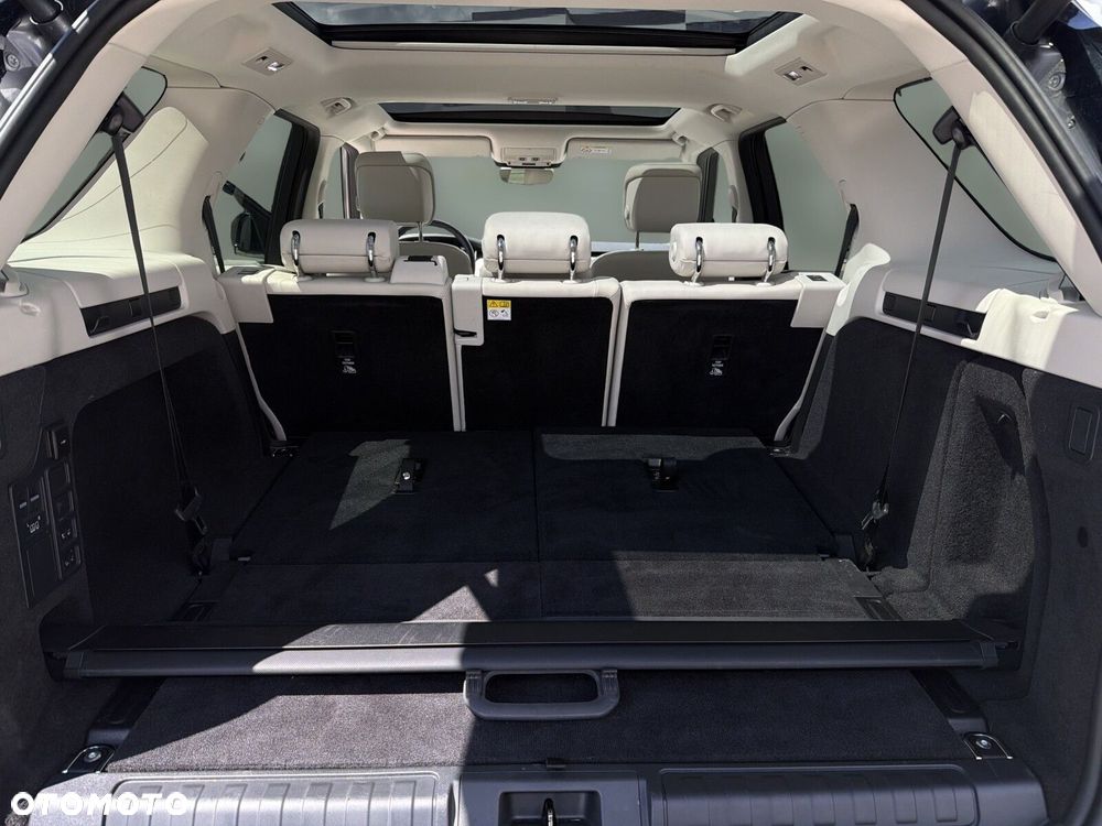 Land Rover Discovery - 30