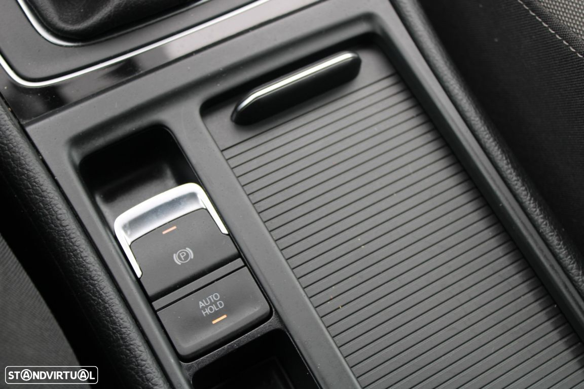 VW Golf Variant 1.6 TDi Highline - 25