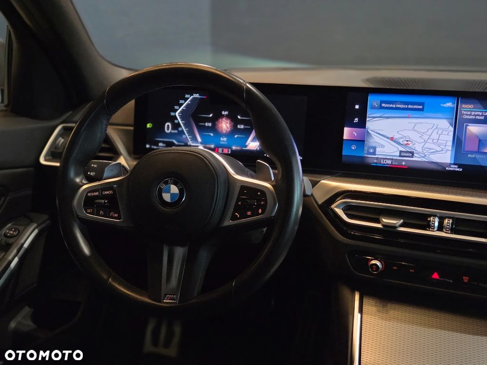 BMW Seria 3 318i M Sport - 9