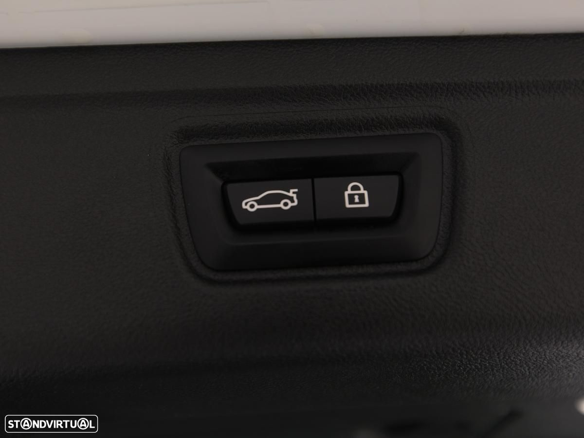 BMW 330 e Touring Pack M Auto - 15