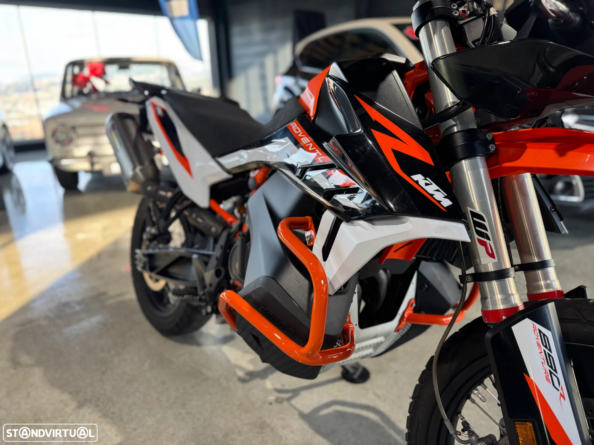 KTM 890 Adventure R - 19