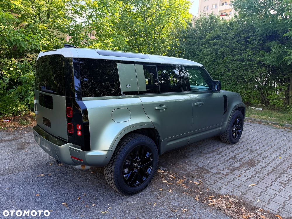 Land Rover Defender 110 D200 SE - 2