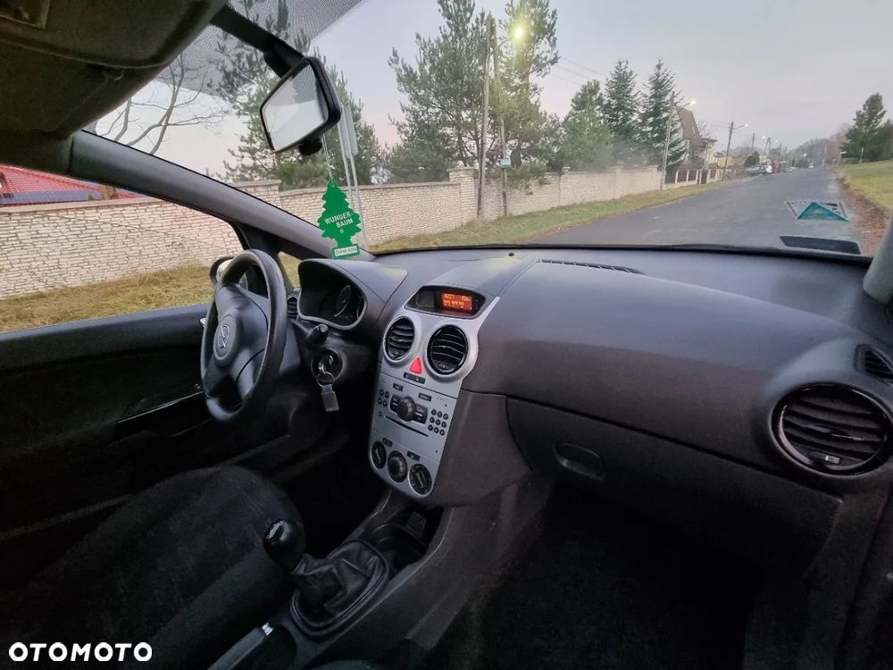 Opel Corsa 1.2 16V Enjoy - 15