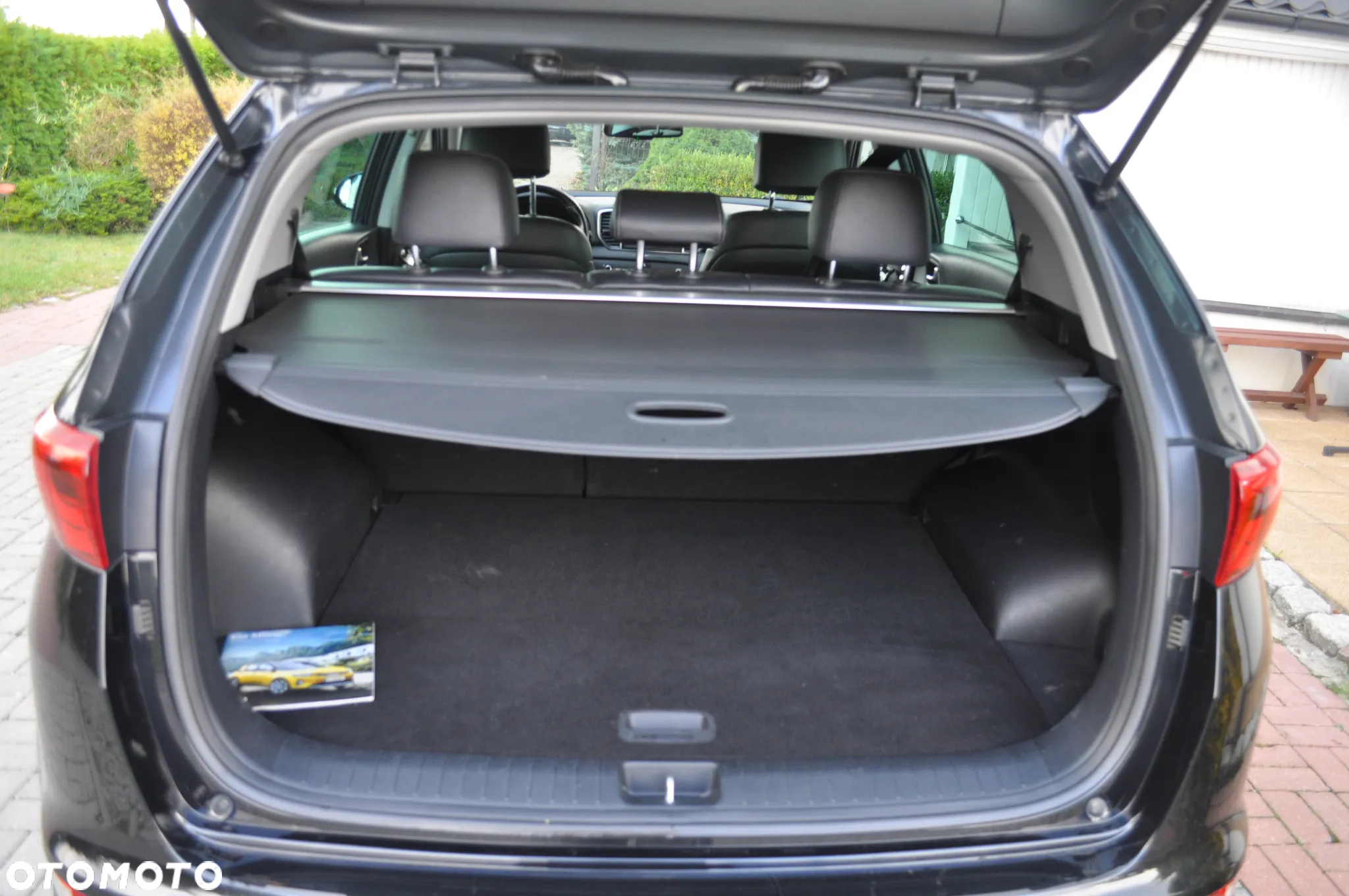 Kia Sportage 1.6 CRDI AWD Eco-Dynamics+ (48V M-H) DCT Black Edition - 13