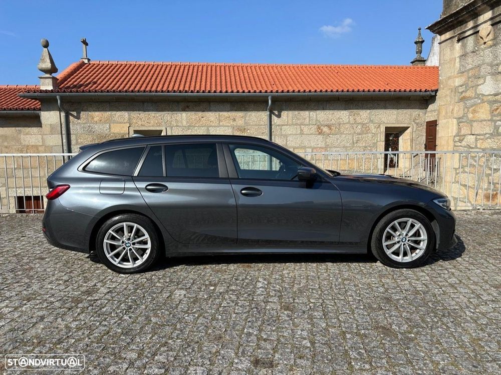 BMW 320 e Touring Auto - 30