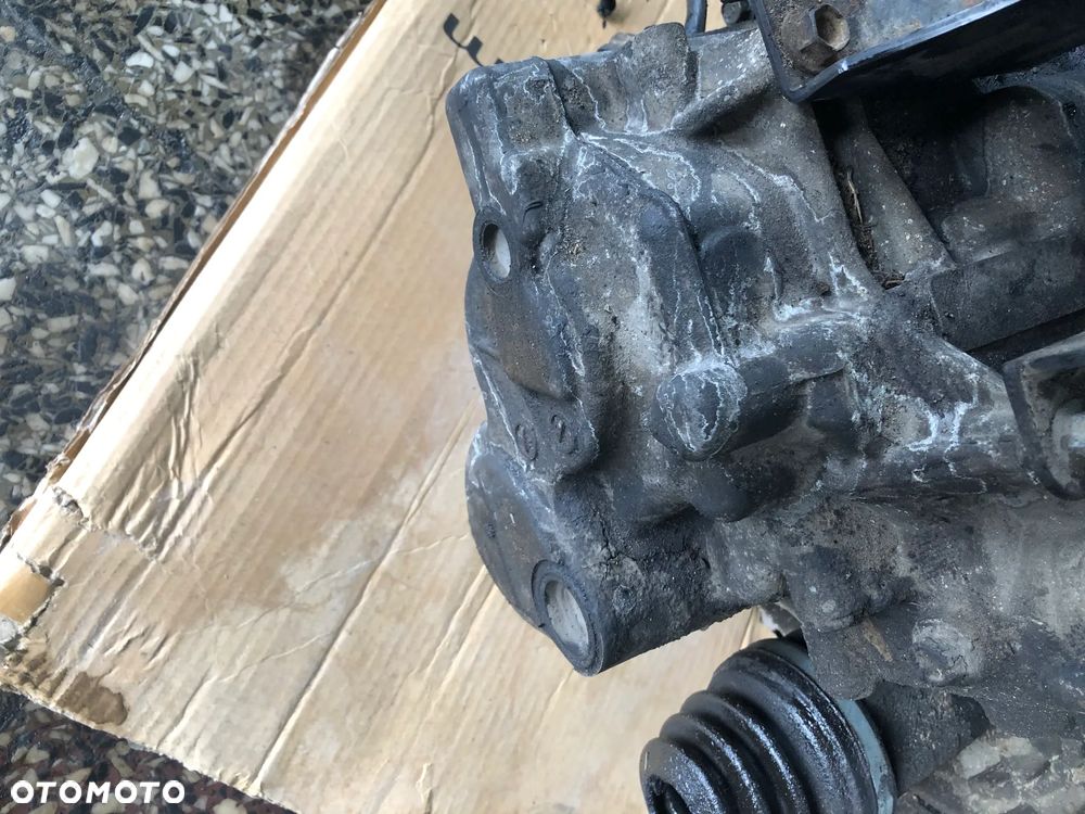 SKRZYNIA BIEGÓW NISSAN X-TRAIL 2.2 DCI 8H5#2 - 5