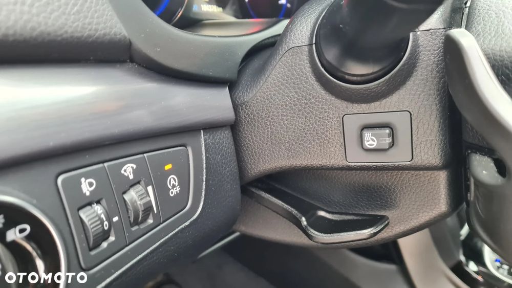 Hyundai i40 Kombi 1.7 CRDi DCT Premium - 27