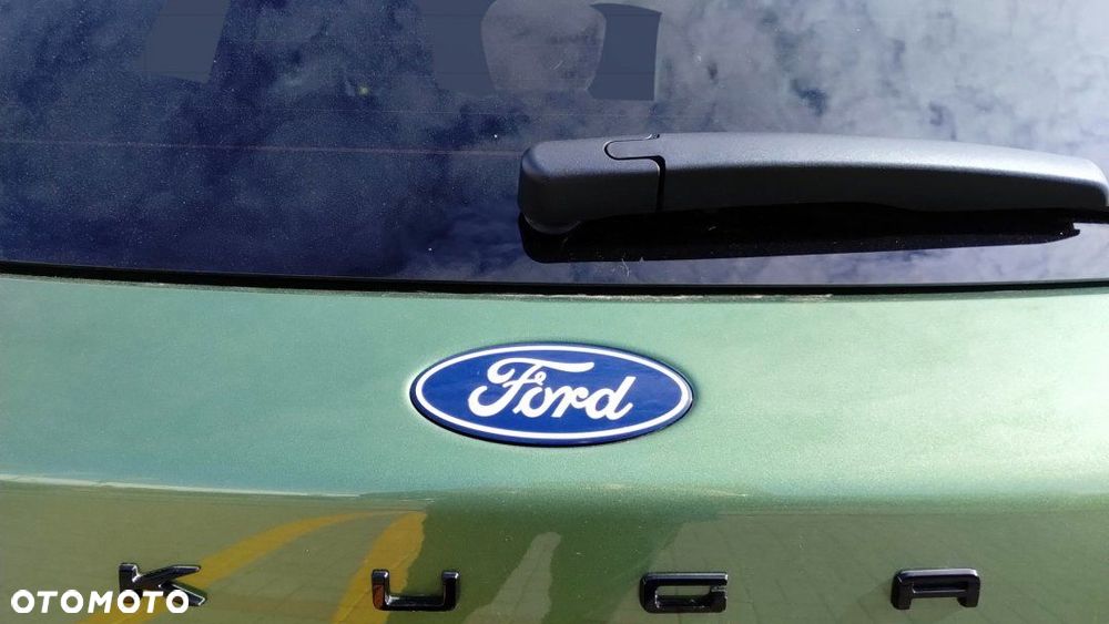 Ford Kuga - 4