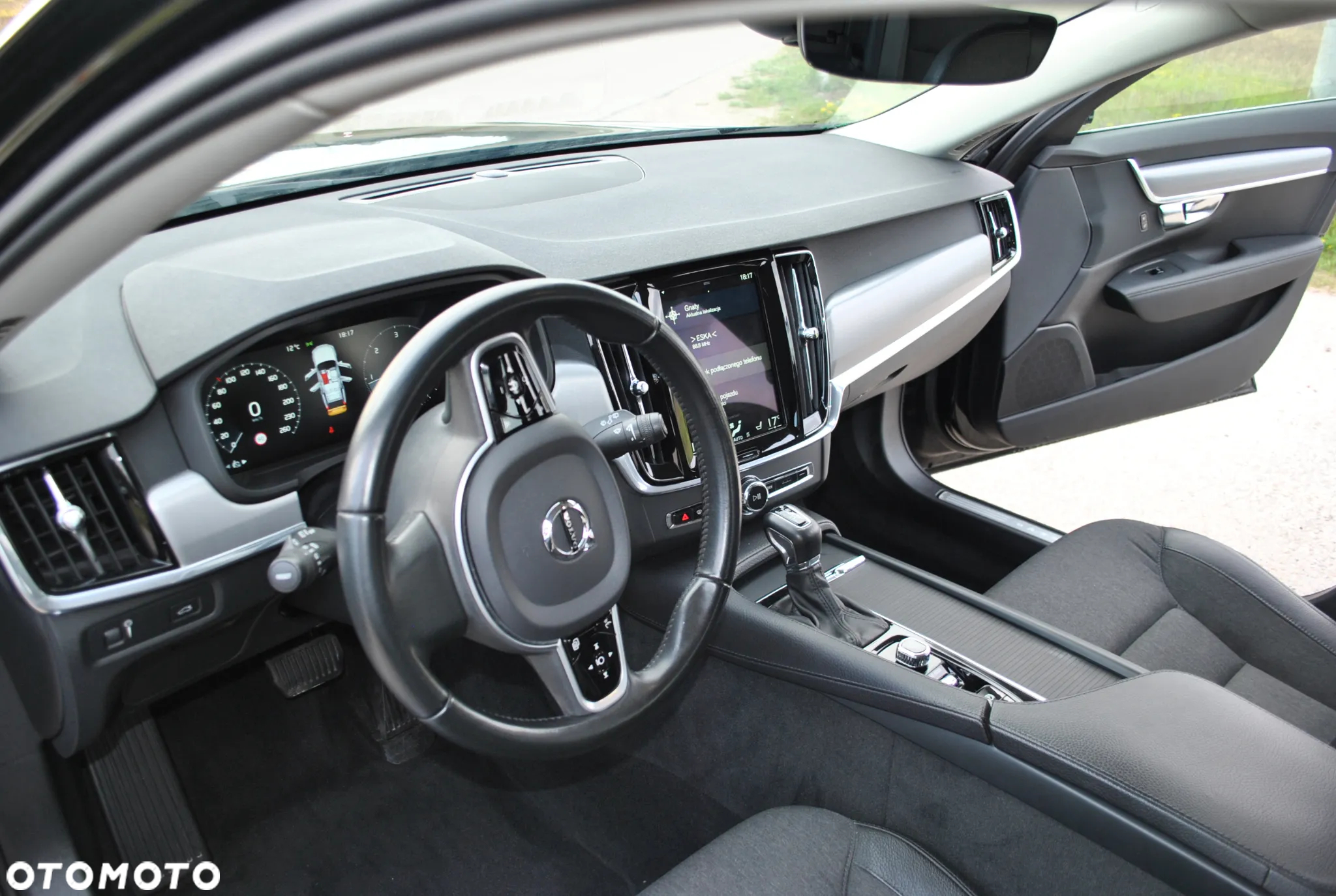 Volvo V90 B4 D Geartronic Momentum Pro - 18