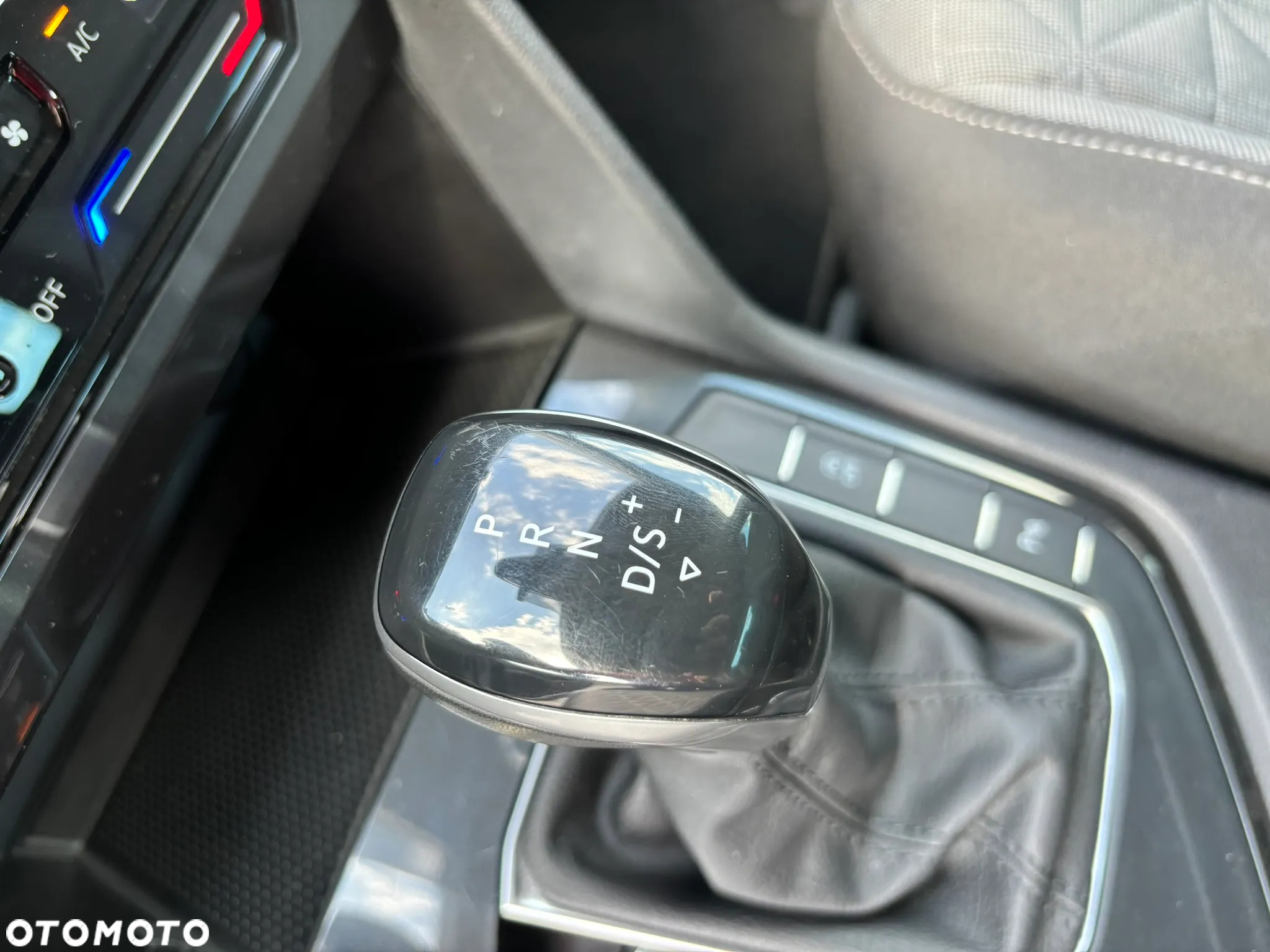 Volkswagen Tiguan 2.0 TDI BMT SCR IQ Drive DSG - 40