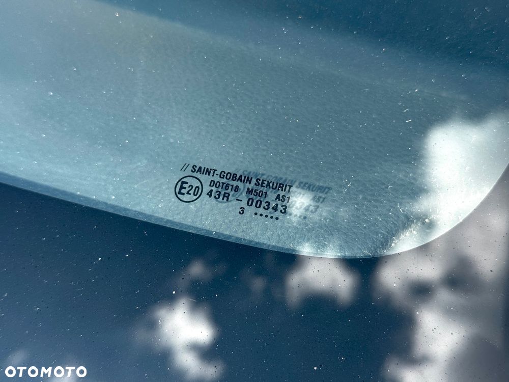 Suzuki SX4 1.6 Premium - 31