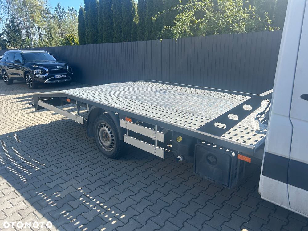 Mercedes-Benz Sprinter - 4