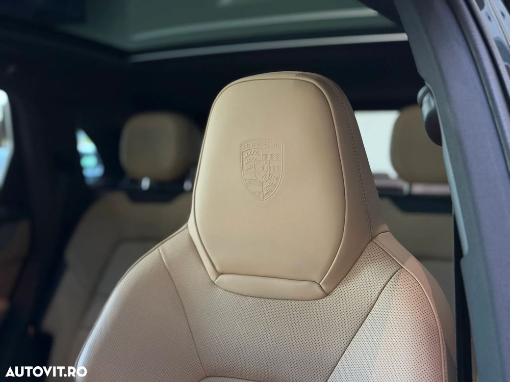 Porsche Cayenne Standard - 28
