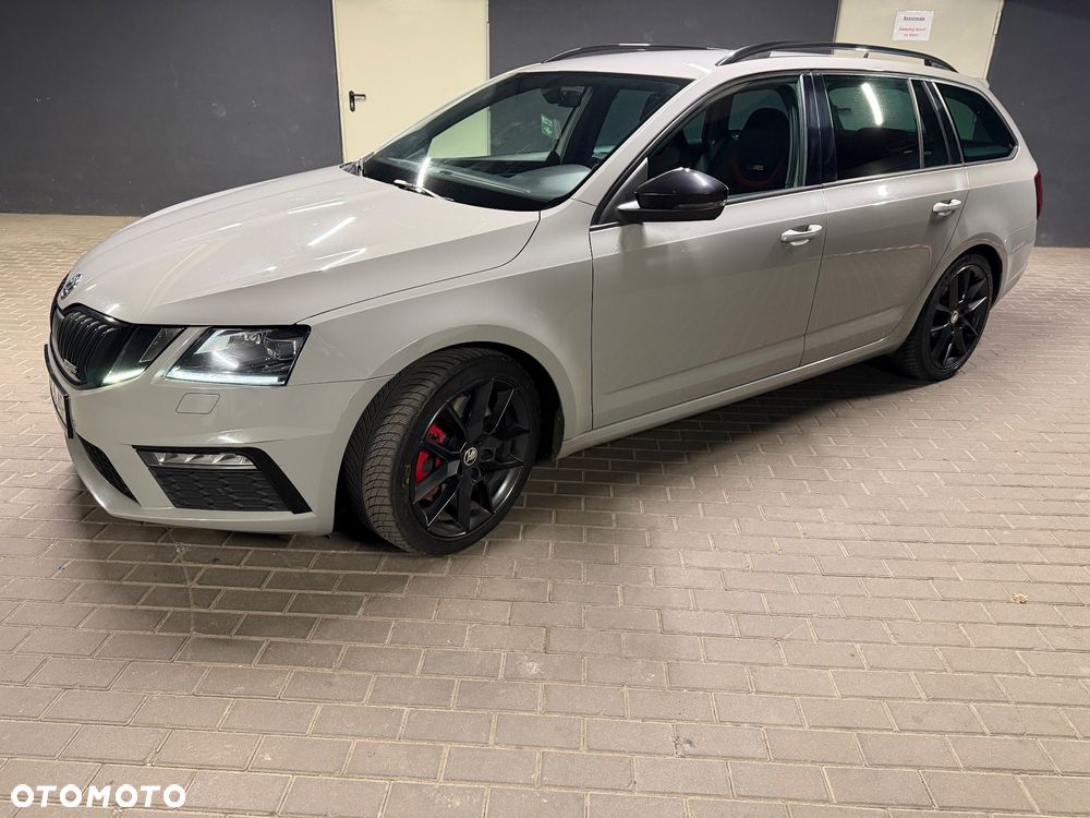 Skoda Octavia 2.0 TSI RS 245 DSG - 9