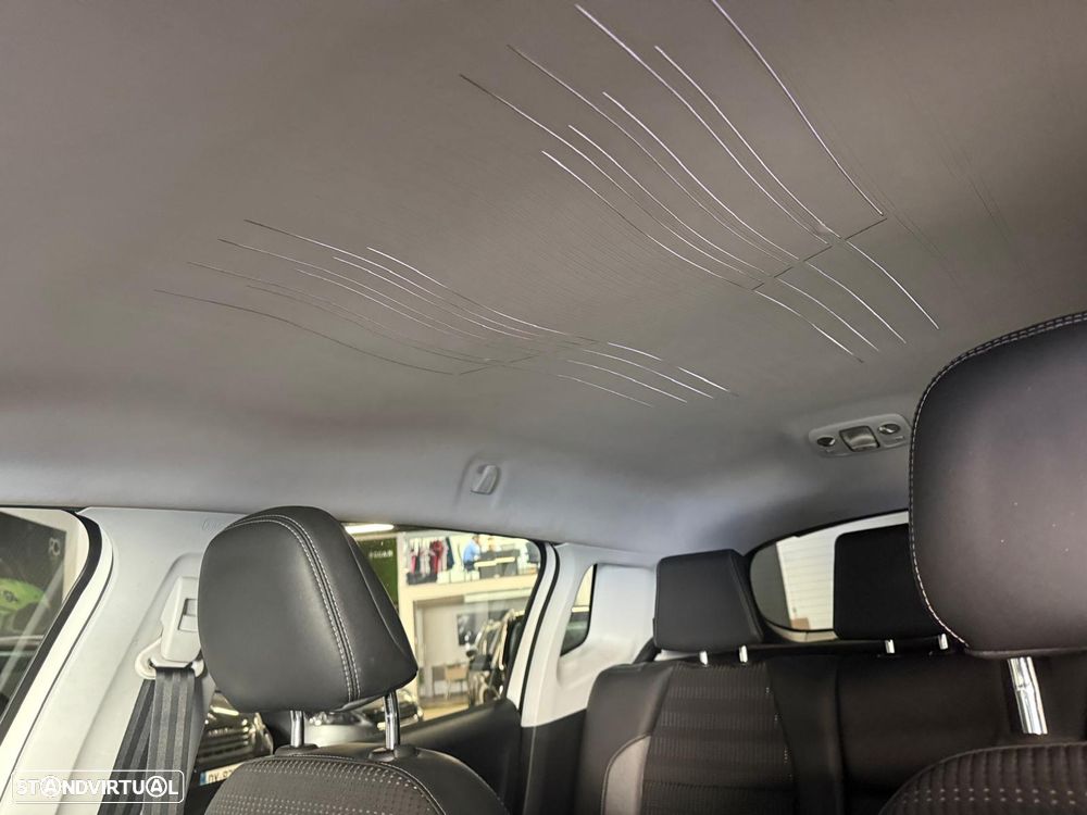 Peugeot 2008 PureTech 110 Stop&Start Crossway - 11