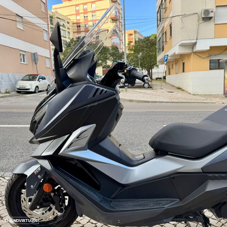 Sym Cruisym 300 - 27