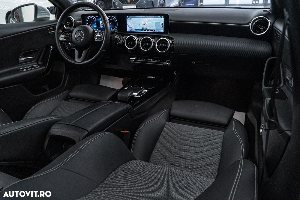 Mercedes-Benz A 180 7G-DCT Advanced Progressive - 3