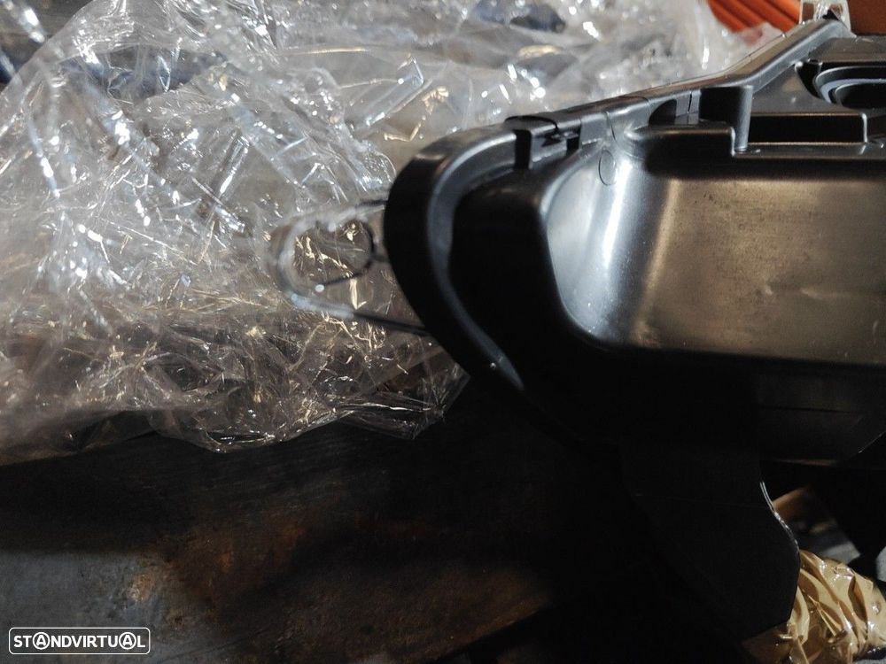 Farol Frente Esquerdo / Otica Esquerda Opel Astra J (P10)  39035871 Al - 9