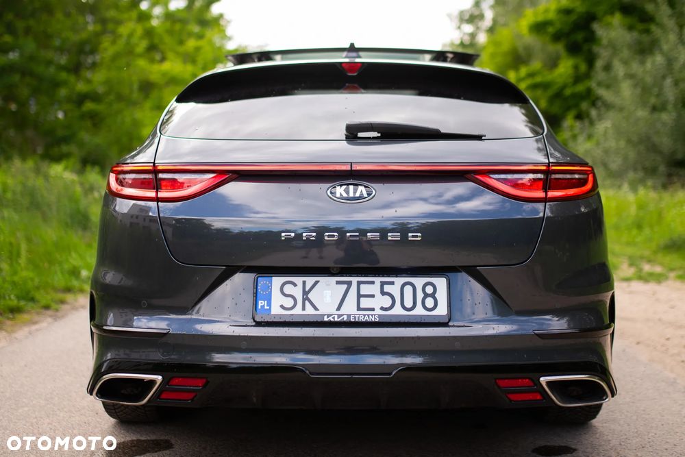 Kia ProCeed 1.6 T-GDI GT DCT - 3