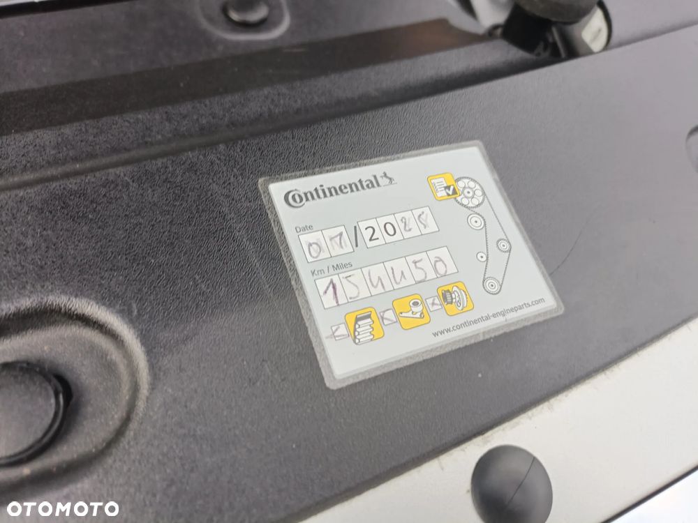 Ford Kuga 1.5 EcoBoost 2x4 Titanium - 18