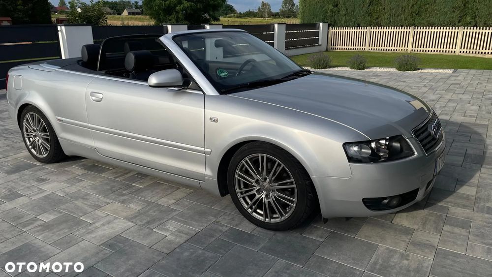 Audi A4 ver-cabriolet-2-4 - 1