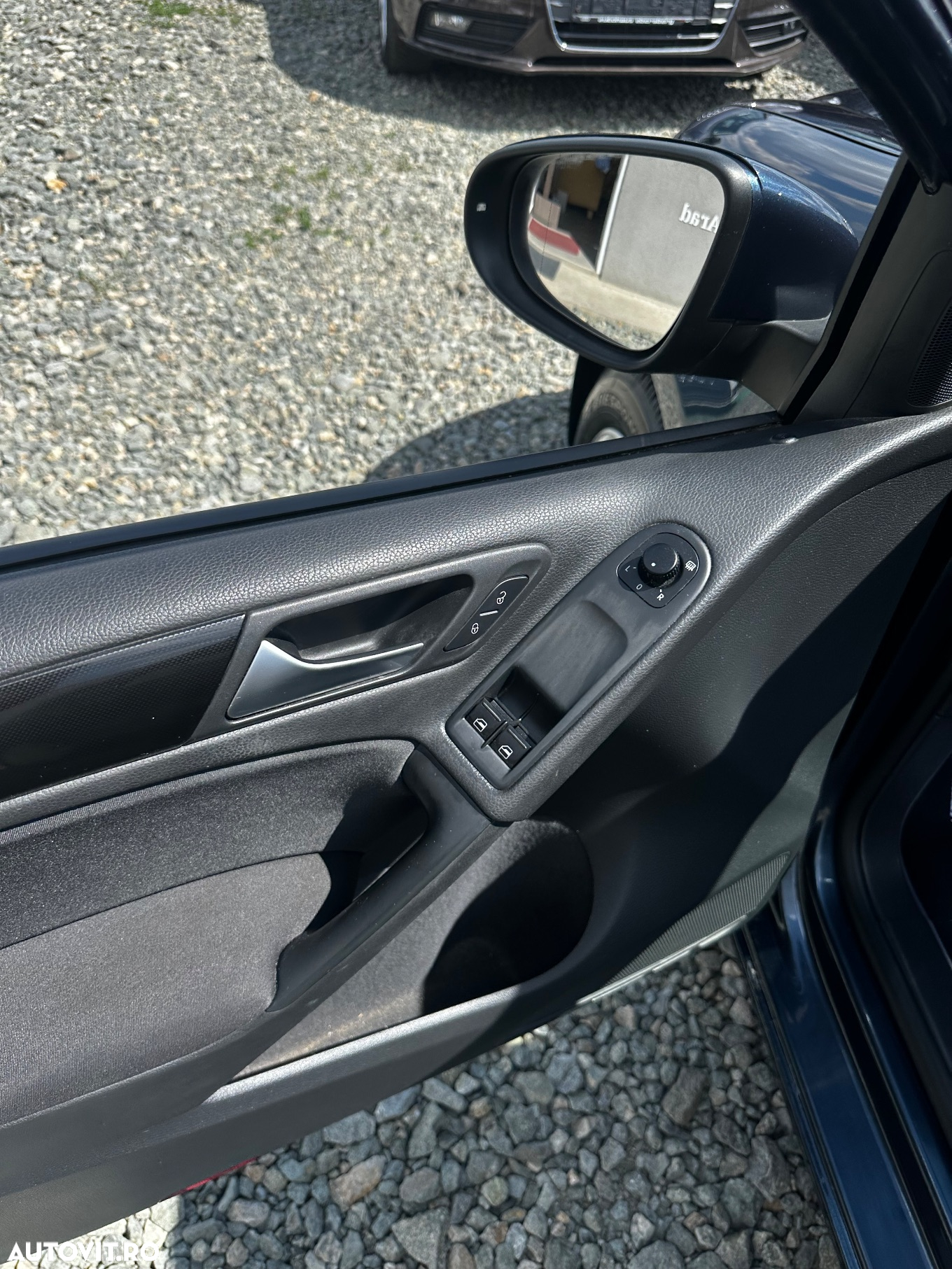 Volkswagen Golf 1.6 Comfortline - 10