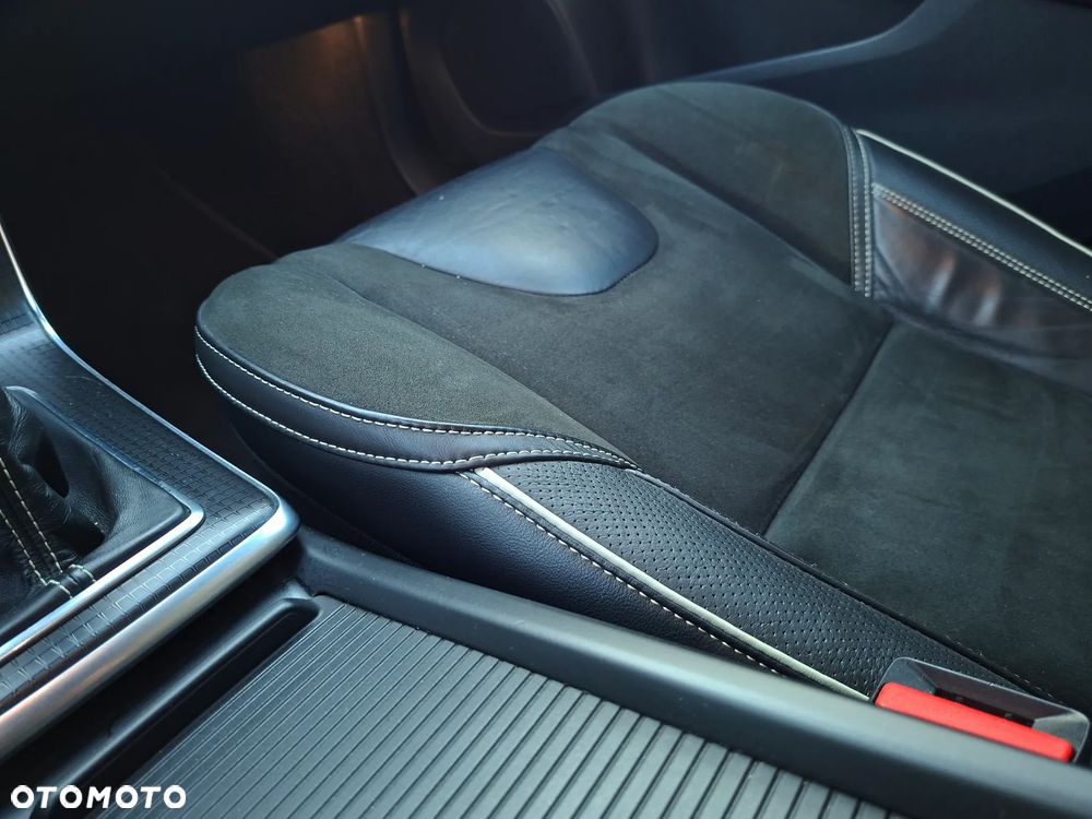 Volvo V40 D2 RDesign - 36