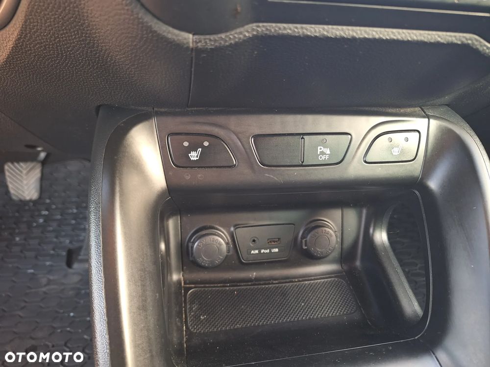 Hyundai ix35 1.7 CRDi Comfort 2WD - 17