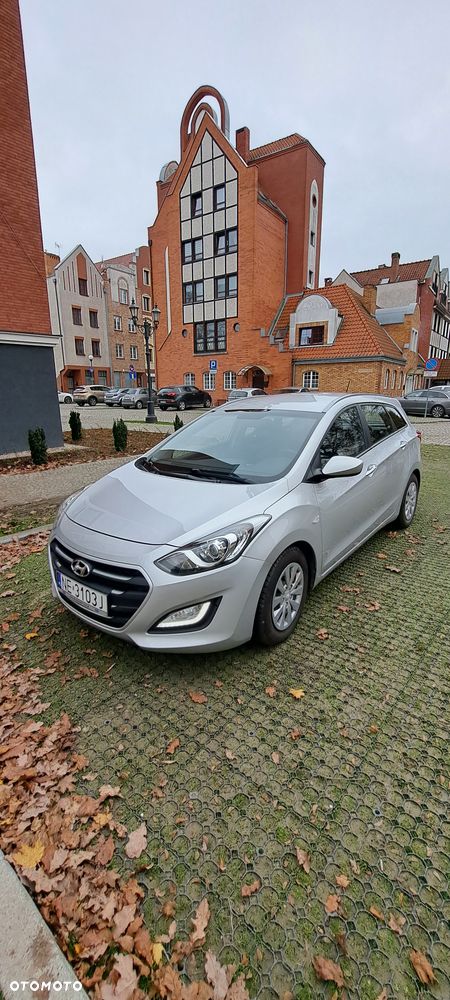 Hyundai i30 1.4 CRDi Classic + - 10