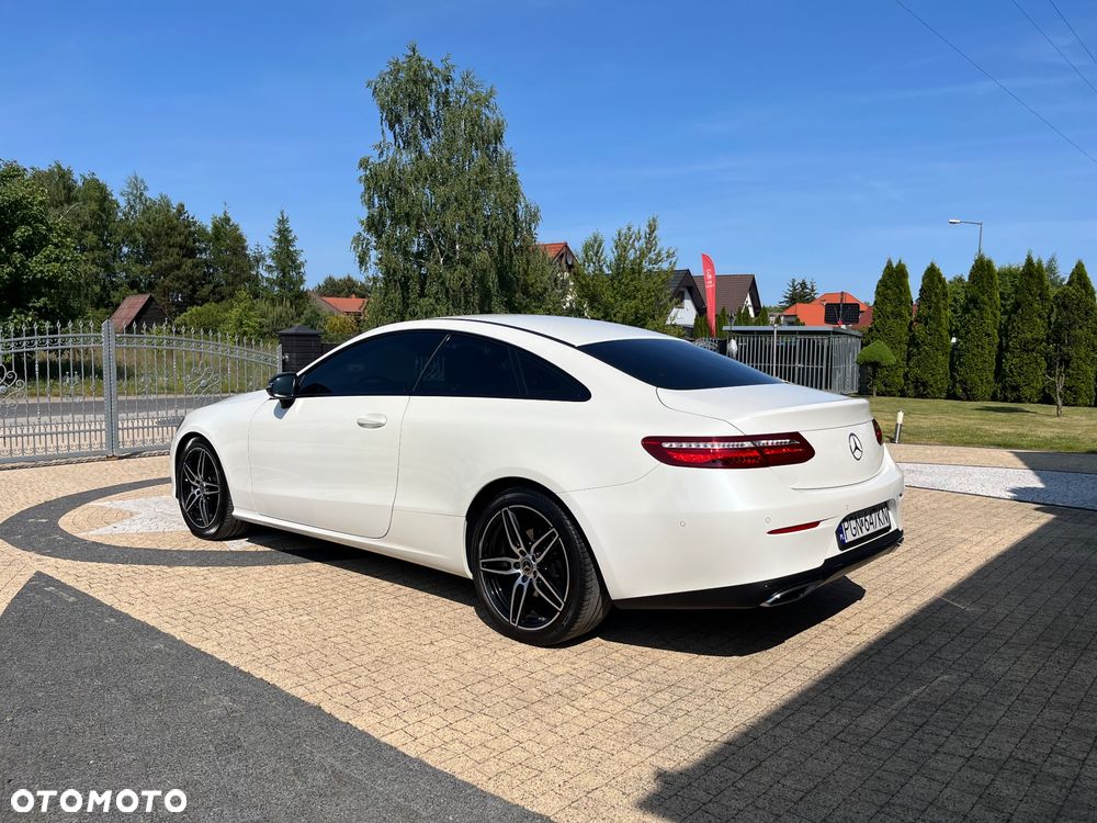 Mercedes-Benz Klasa E 200 Coupe 9G-TRONIC - 5