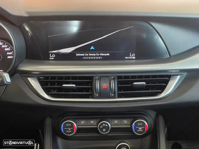 Alfa Romeo Stelvio 2.2 D Veloce Q4 AT8 - 20