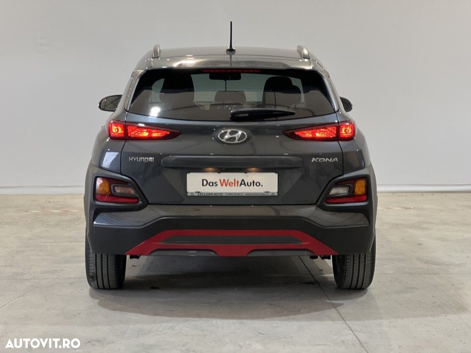 Hyundai KONA - 28