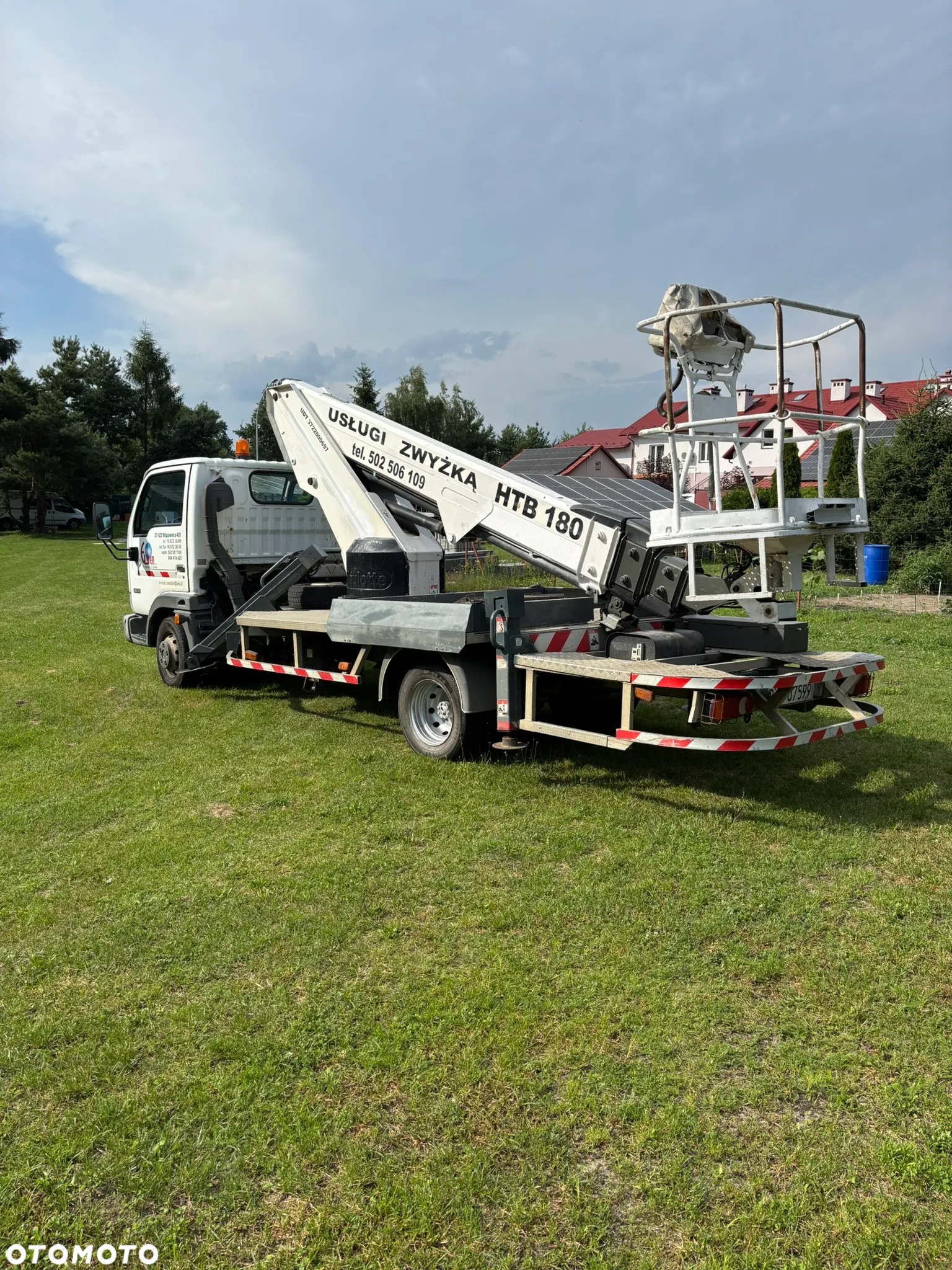 Nissan CABSTAR - 3