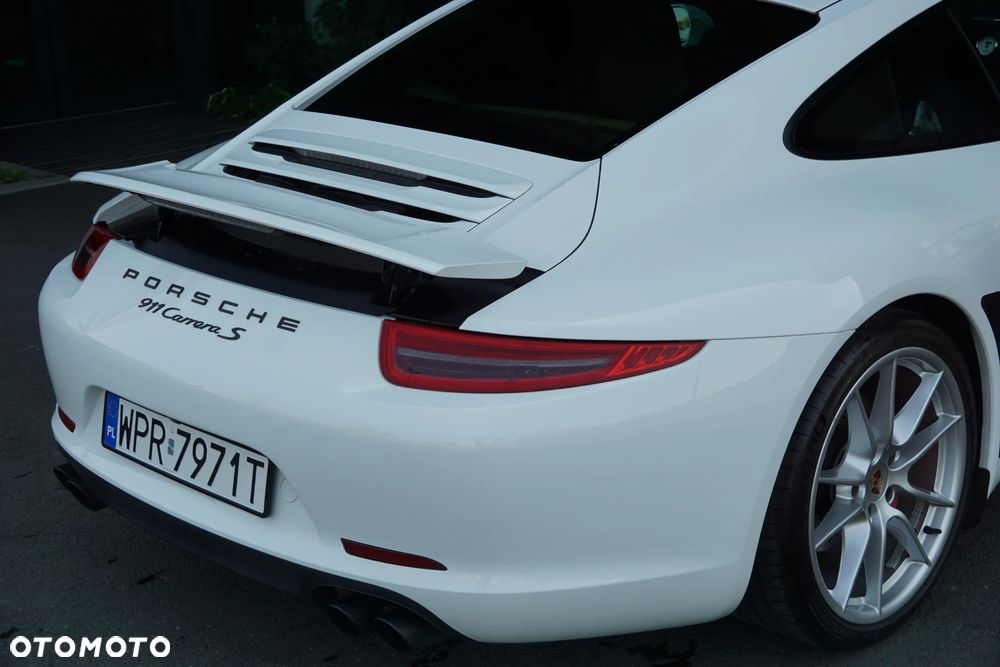 Porsche 911 - 21