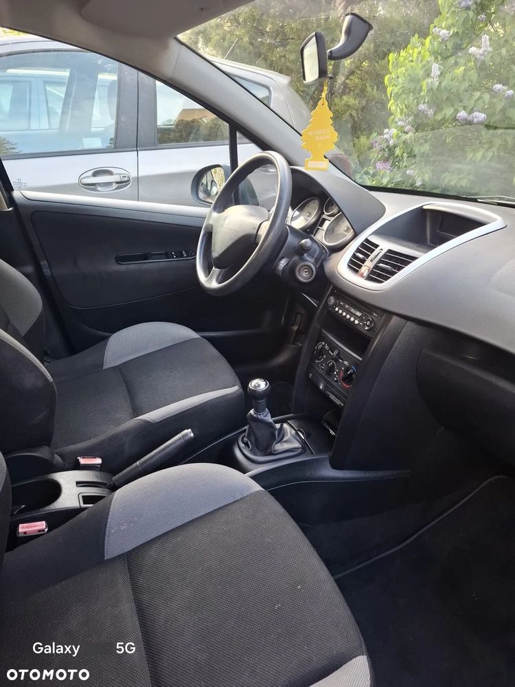 Peugeot 207 90 Tendance - 8
