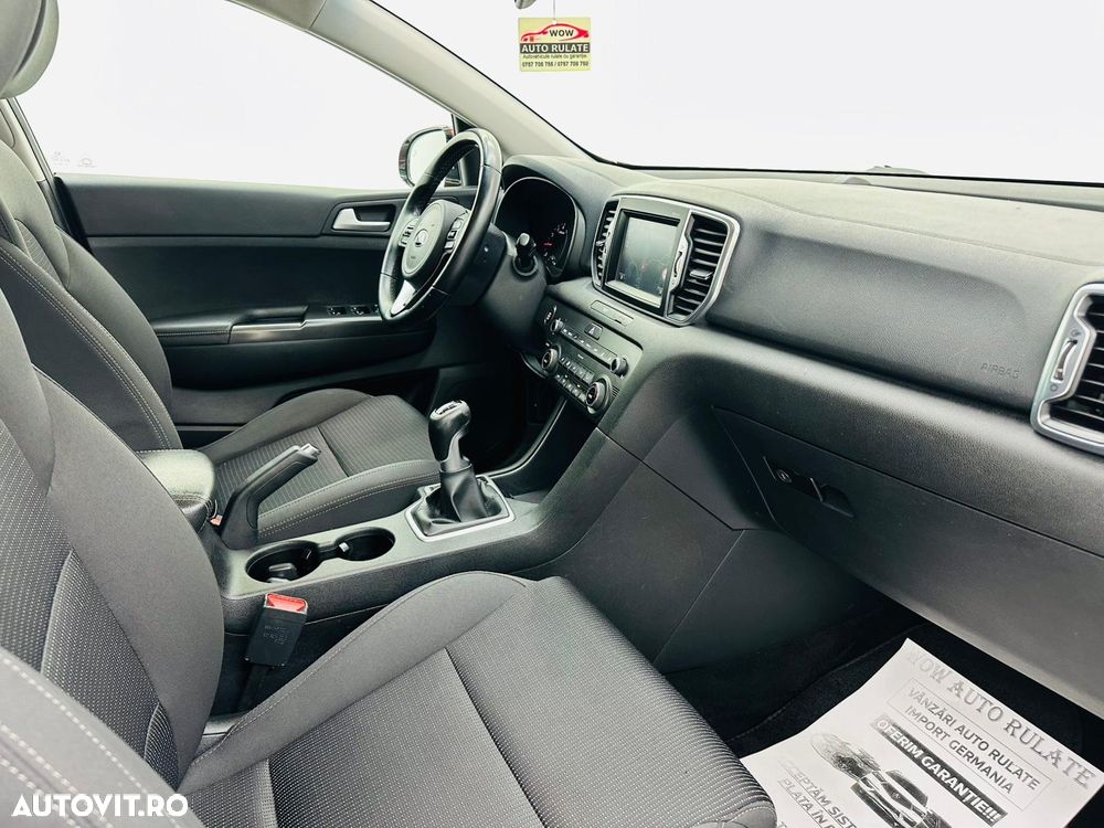 Kia Sportage 1.6 GDI 2WD Dream-Team Edition - 13