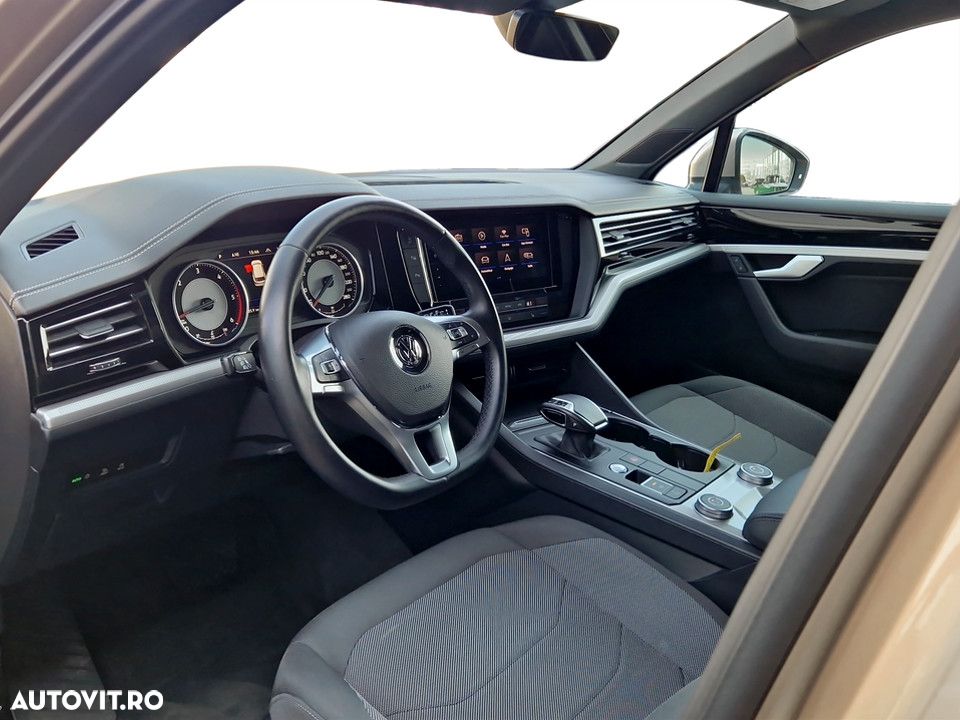 Volkswagen Touareg V6 TDI Style - 17