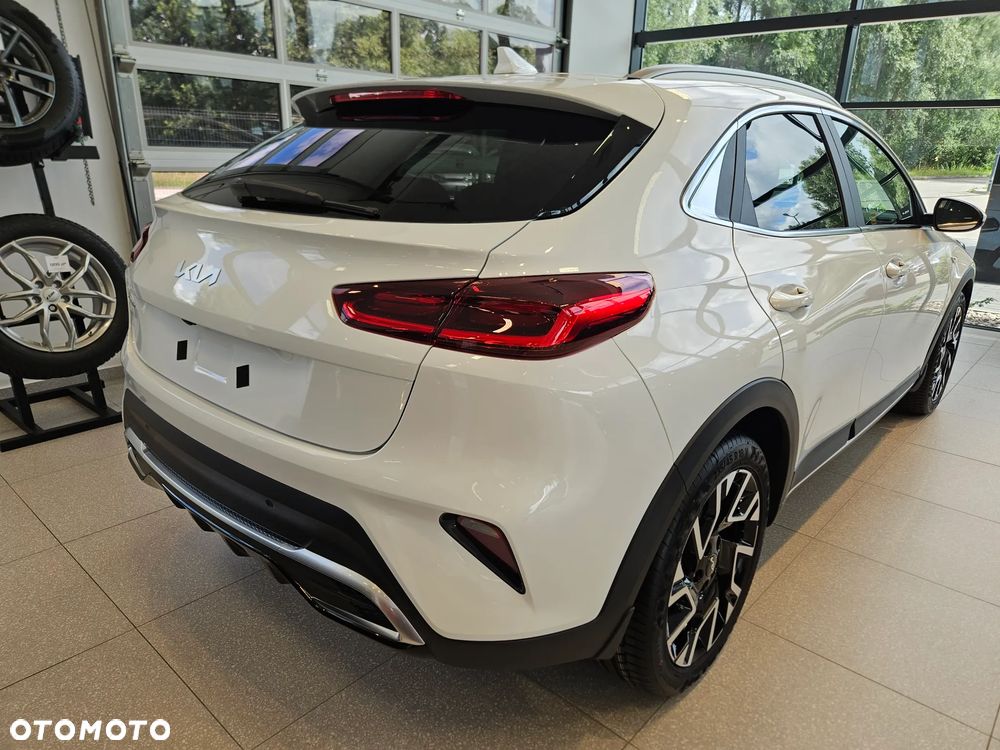 Kia XCeed 1.6 T-GDI Tribute DCT - 6