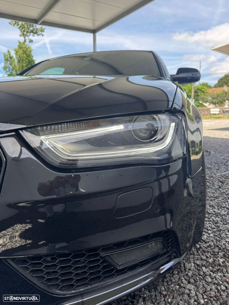 Audi A4 Avant 2.0 TDI S-line - 9