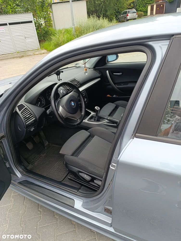 BMW Seria 1 116i - 13