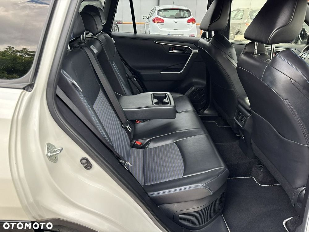 Toyota RAV4 2.5 Hybrid Selection 4x2 - 18
