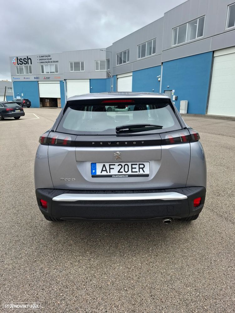 Peugeot 2008 - 6