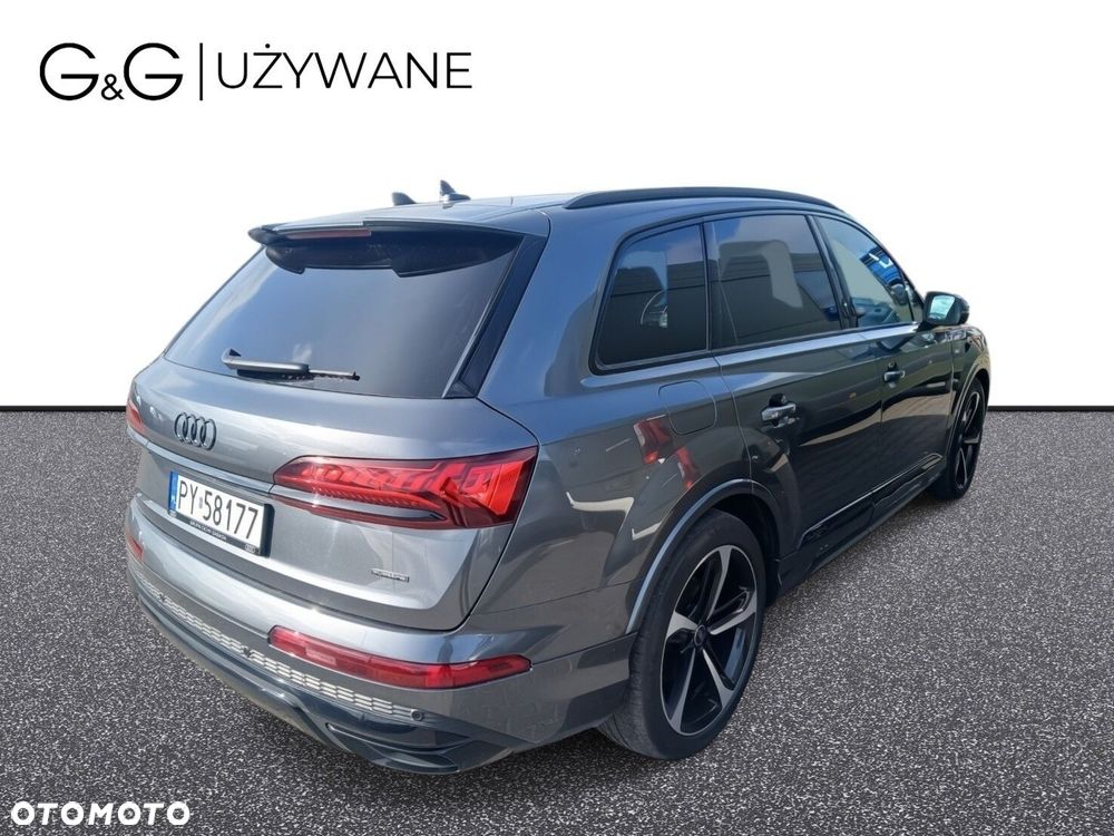 Audi Q7 - 7
