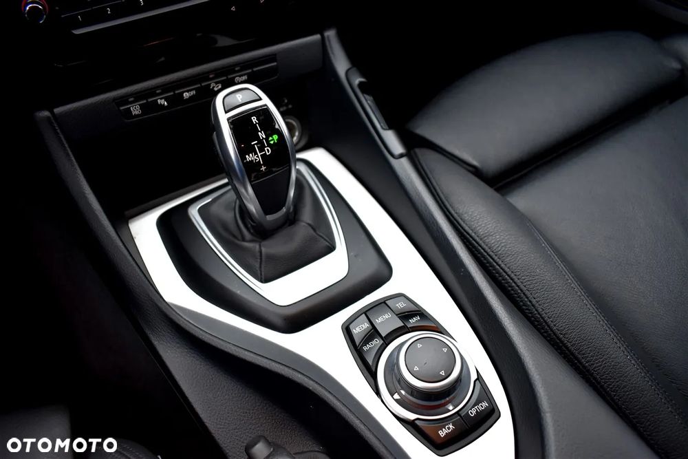 BMW X1 xDrive18d xLine - 30